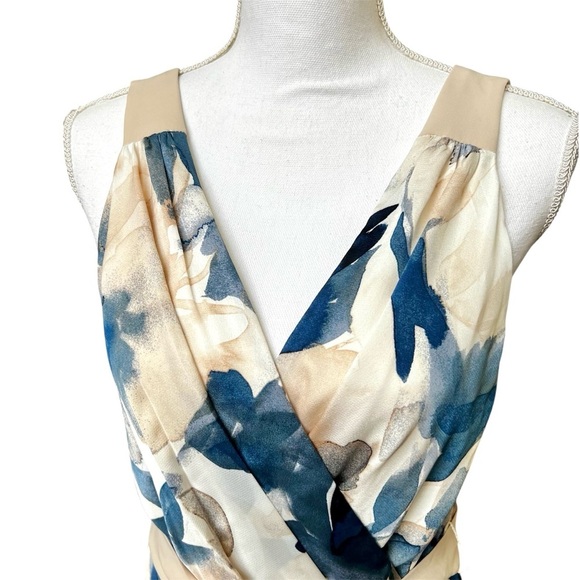 DKNY Long Sleeveless Cream Tan & Navy Blue Floral Dress Faux Wrap Size 8 NWT - Picture 4 of 16